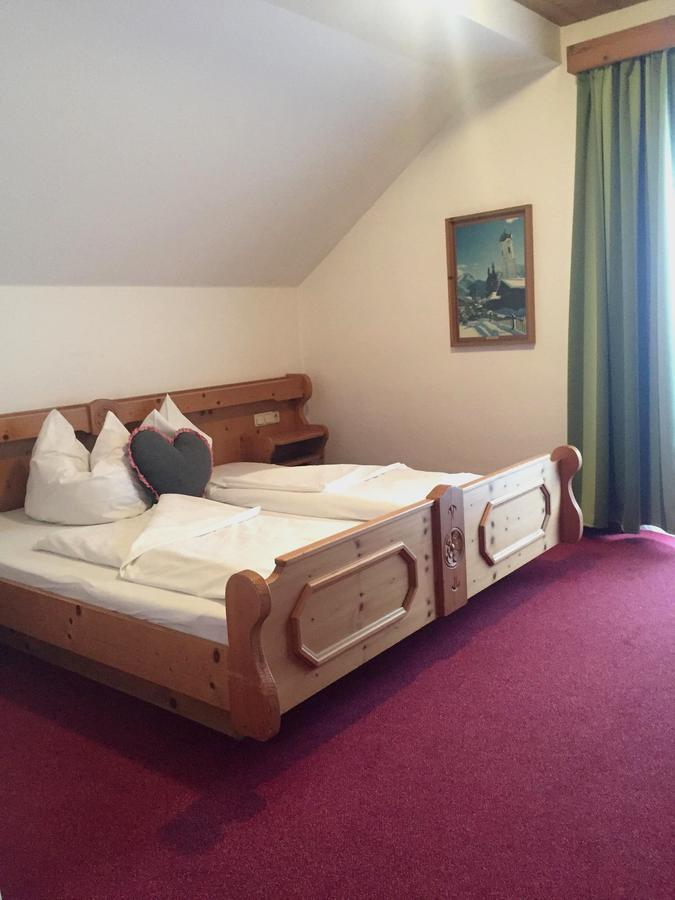 Landgasthof Kirchmayer 2* Farchant